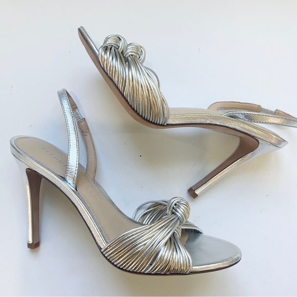 Veronica Beard leather metallic knot sandals - Picture 7 of 12